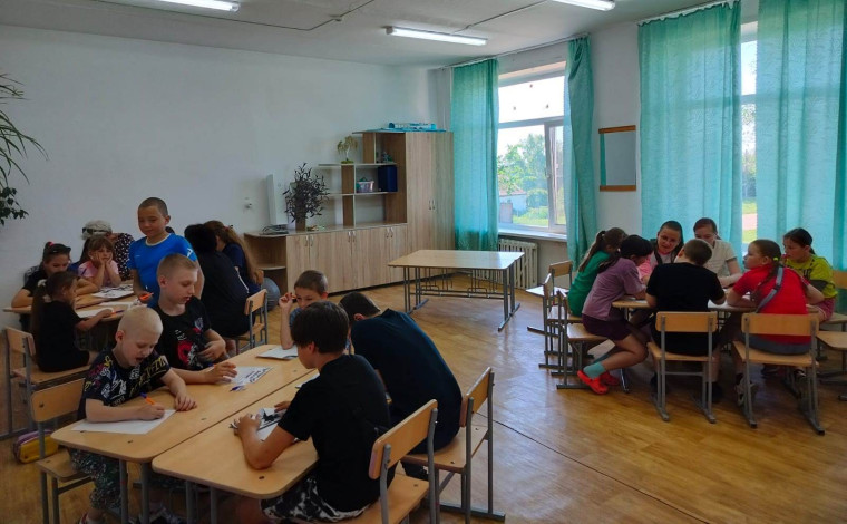 4 июня - «День защитника Отечества» в пришкольном лагере "Солнечный".